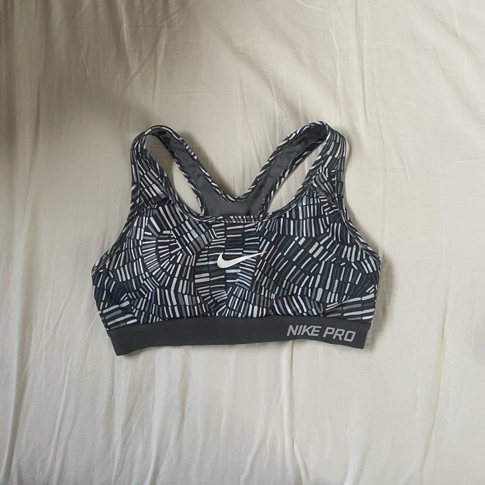 NIKE DRI FIT SPORTS BRA
